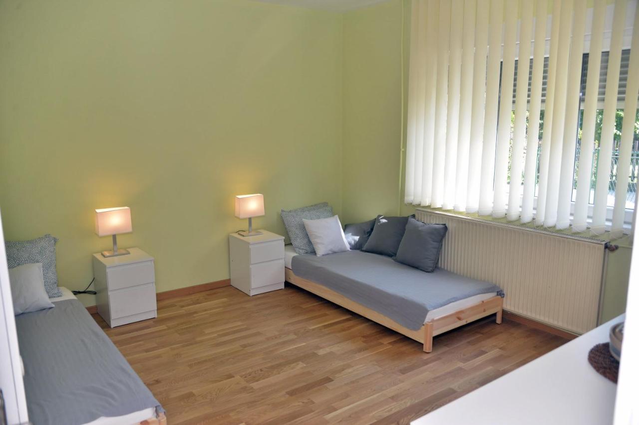 Affordable And Newly Renovated 1-Bedroom Apartment Kraljevo Exterior photo